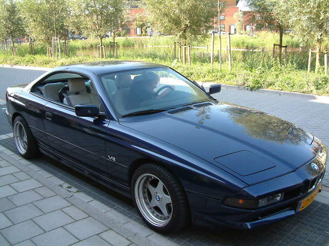 http://www.willempie.nl/willem/bmwroadf.jpg